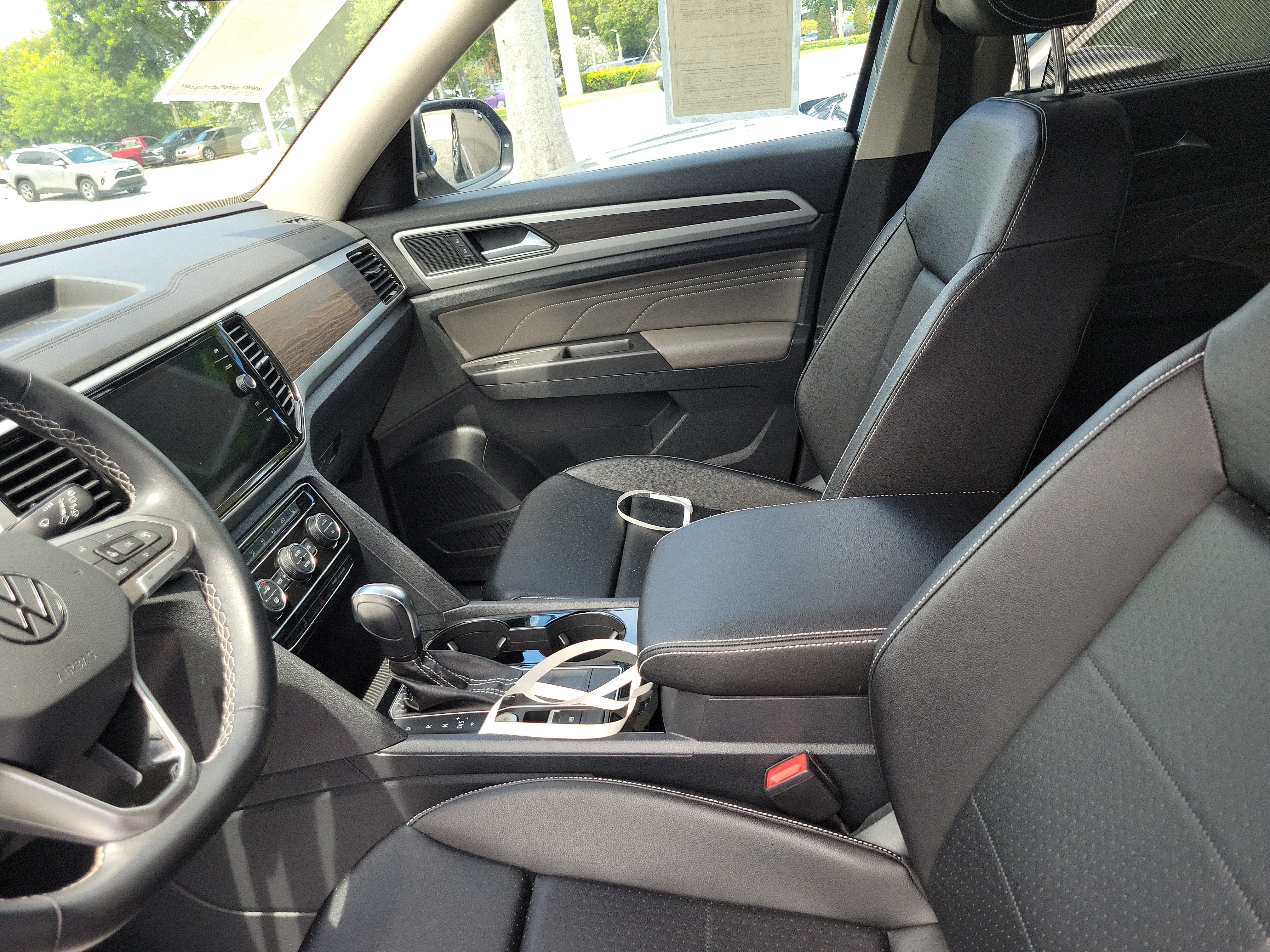 Used 2022 Volkswagen Atlas SE FWD image 15