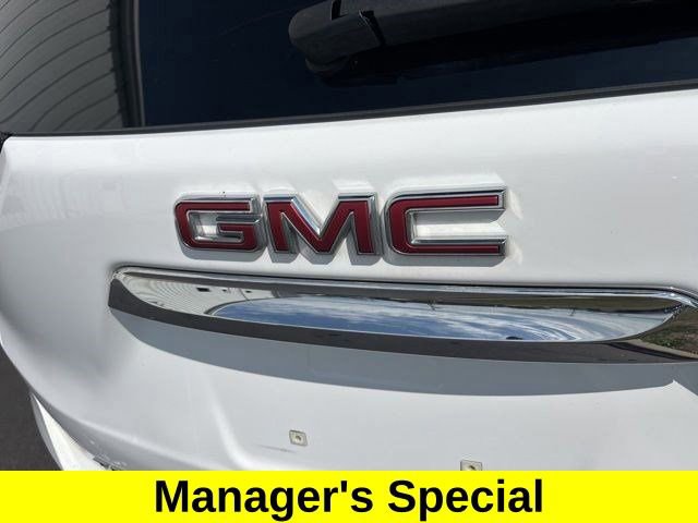 Used 2023 GMC Terrain SLE w/ Driver Convenience Package image 48