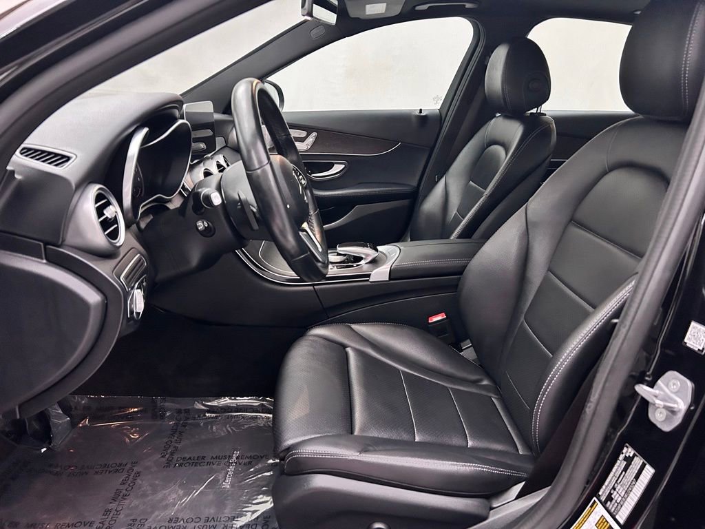 Used 2019 Mercedes-Benz C 300 4MATIC Sedan image 12