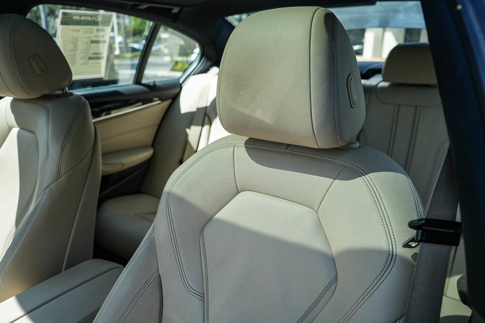 Used 2019 BMW 540i w/ Convenience Package RWD image 24