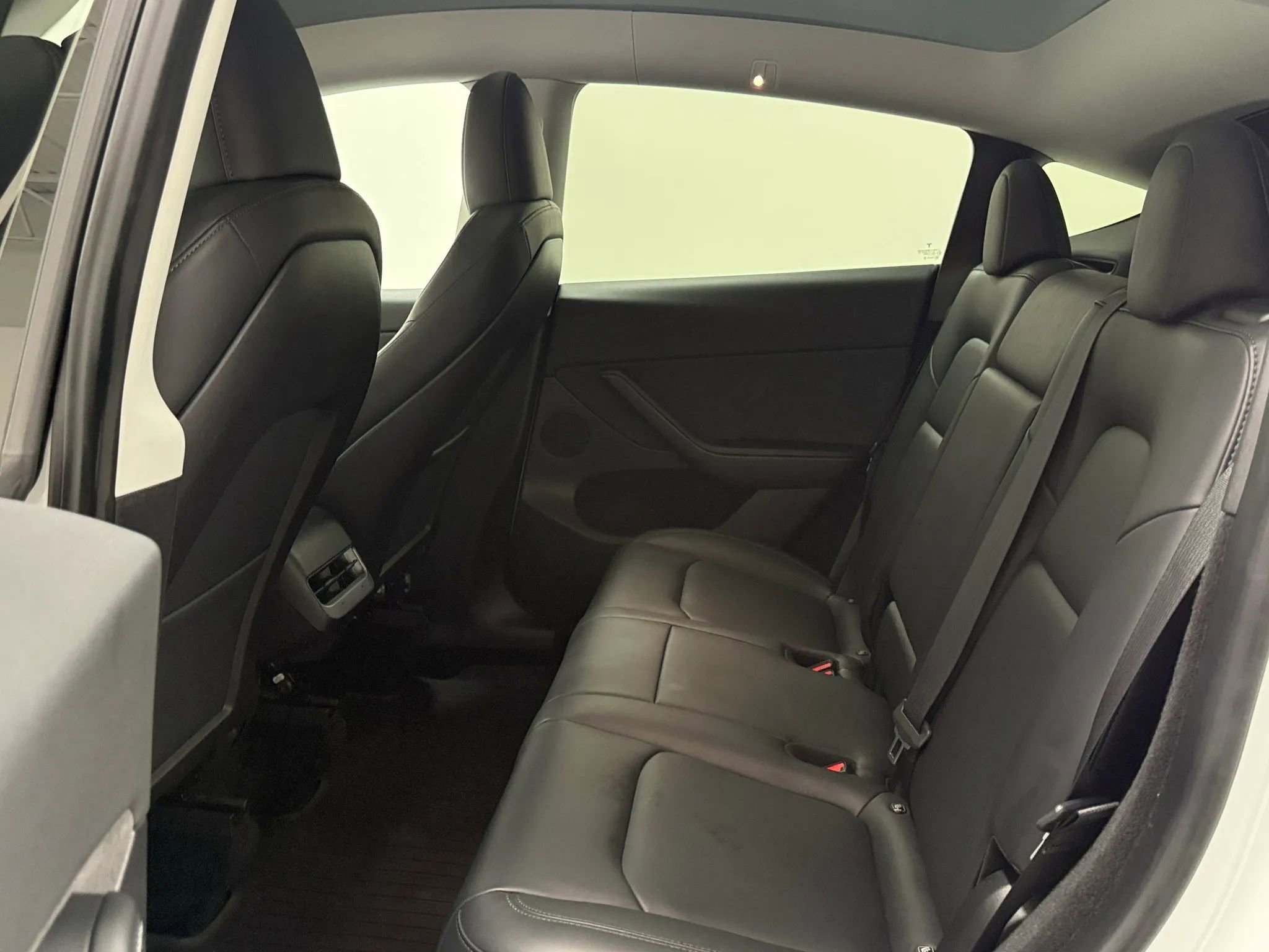 Used 2023 Tesla Model Y Long Range image 13