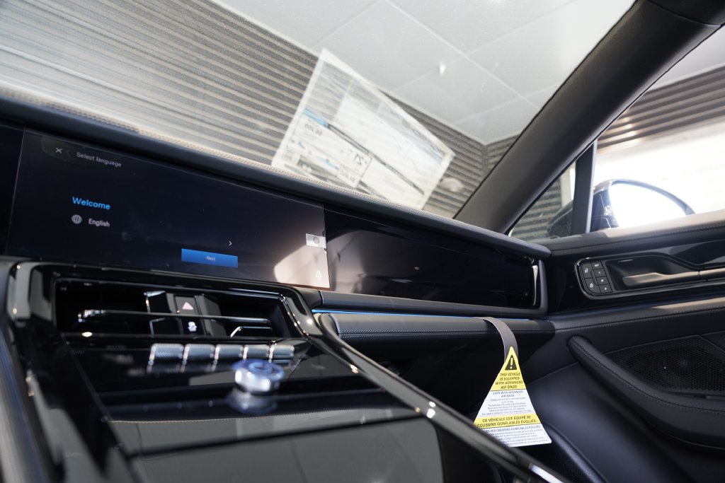 New 2026 Porsche Panamera RWD image 15