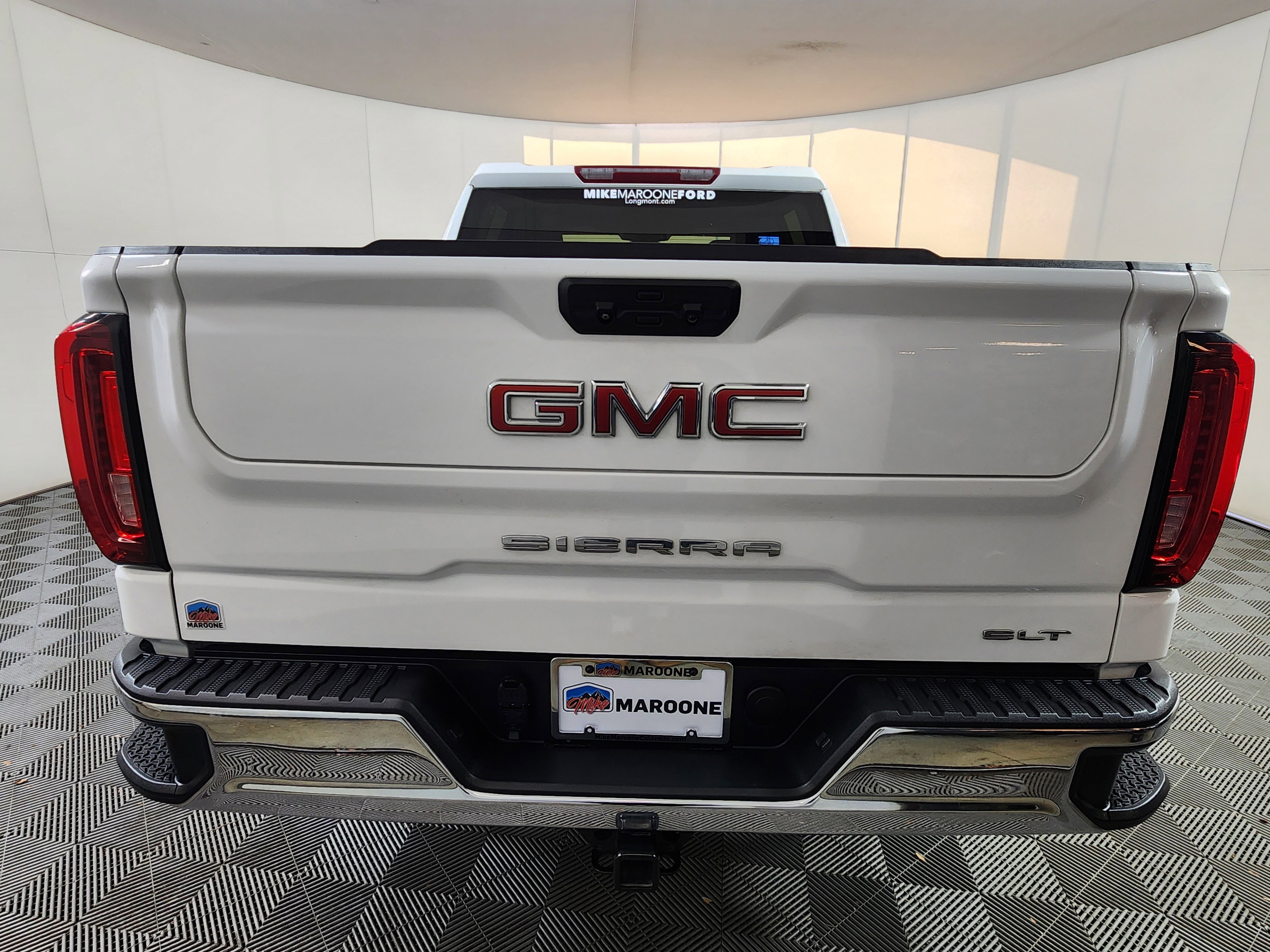 Used 2024 GMC Sierra 1500 SLT image 6