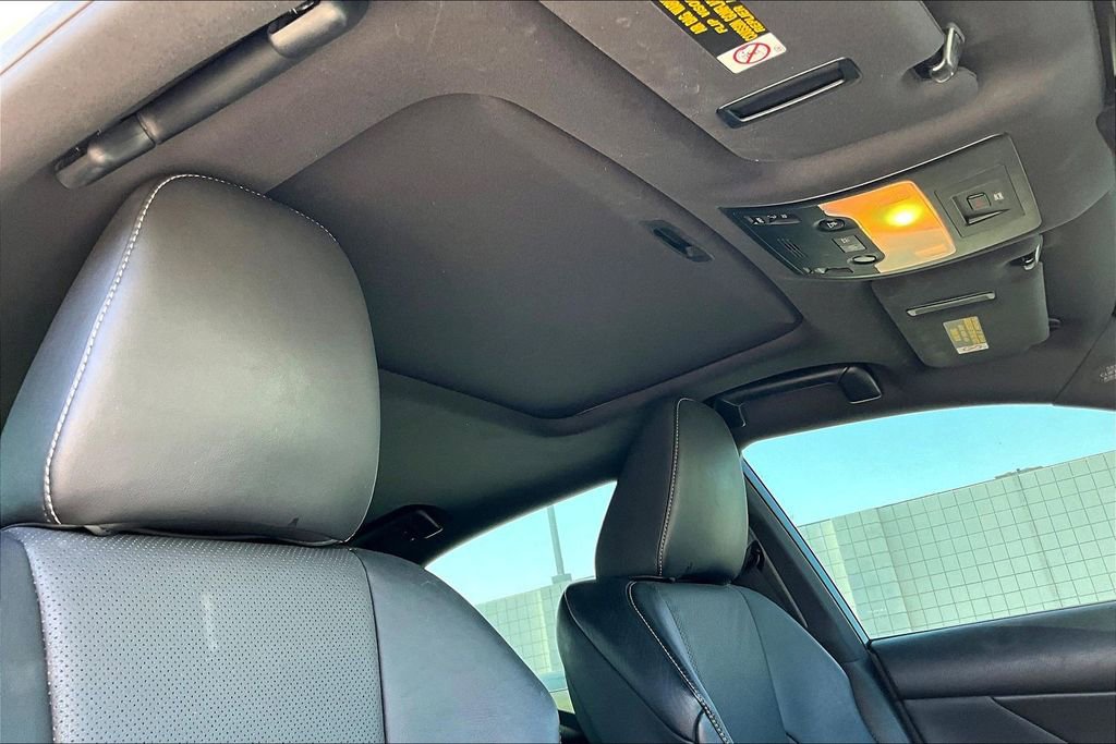 Used 2016 Lexus IS 200t RWD image 14