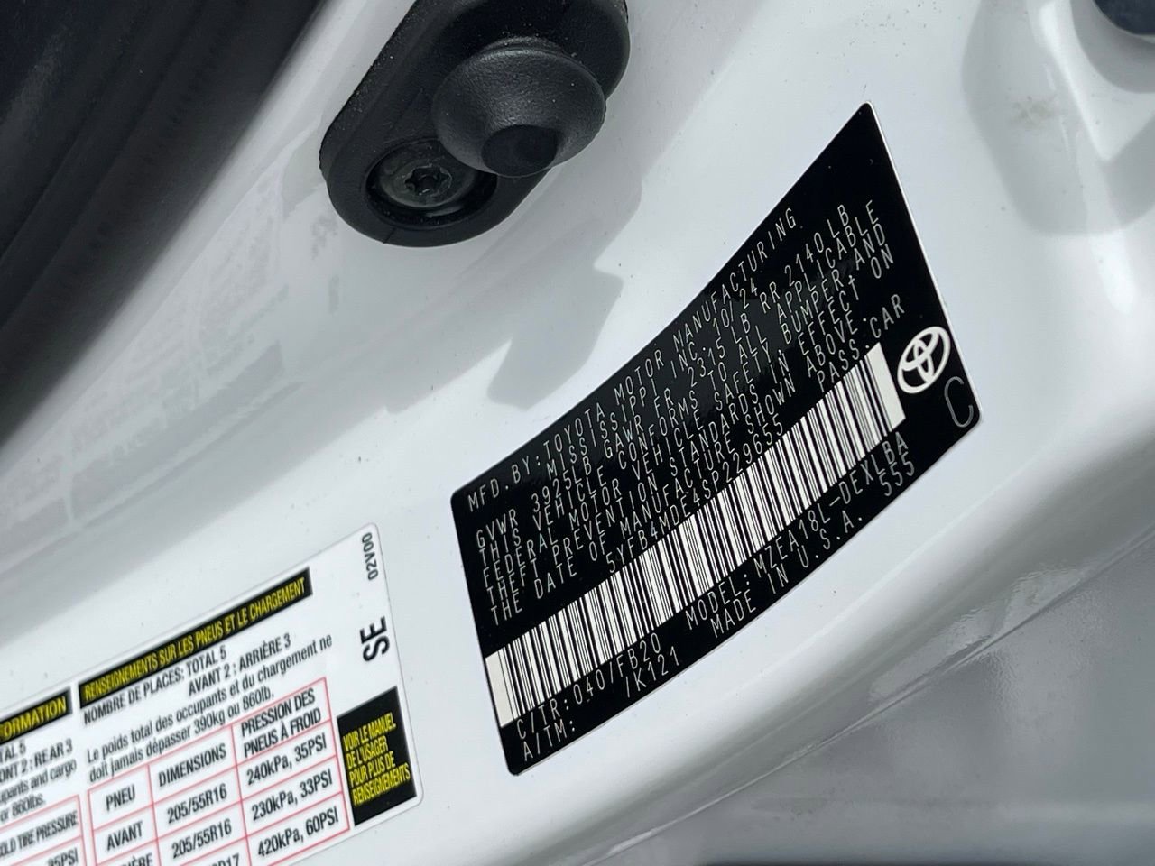 Used 2025 Toyota Corolla LE image 12