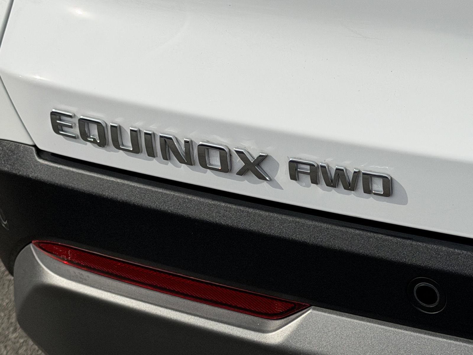 Used 2025 Chevrolet Equinox LT w/ Convenience Package II image 24