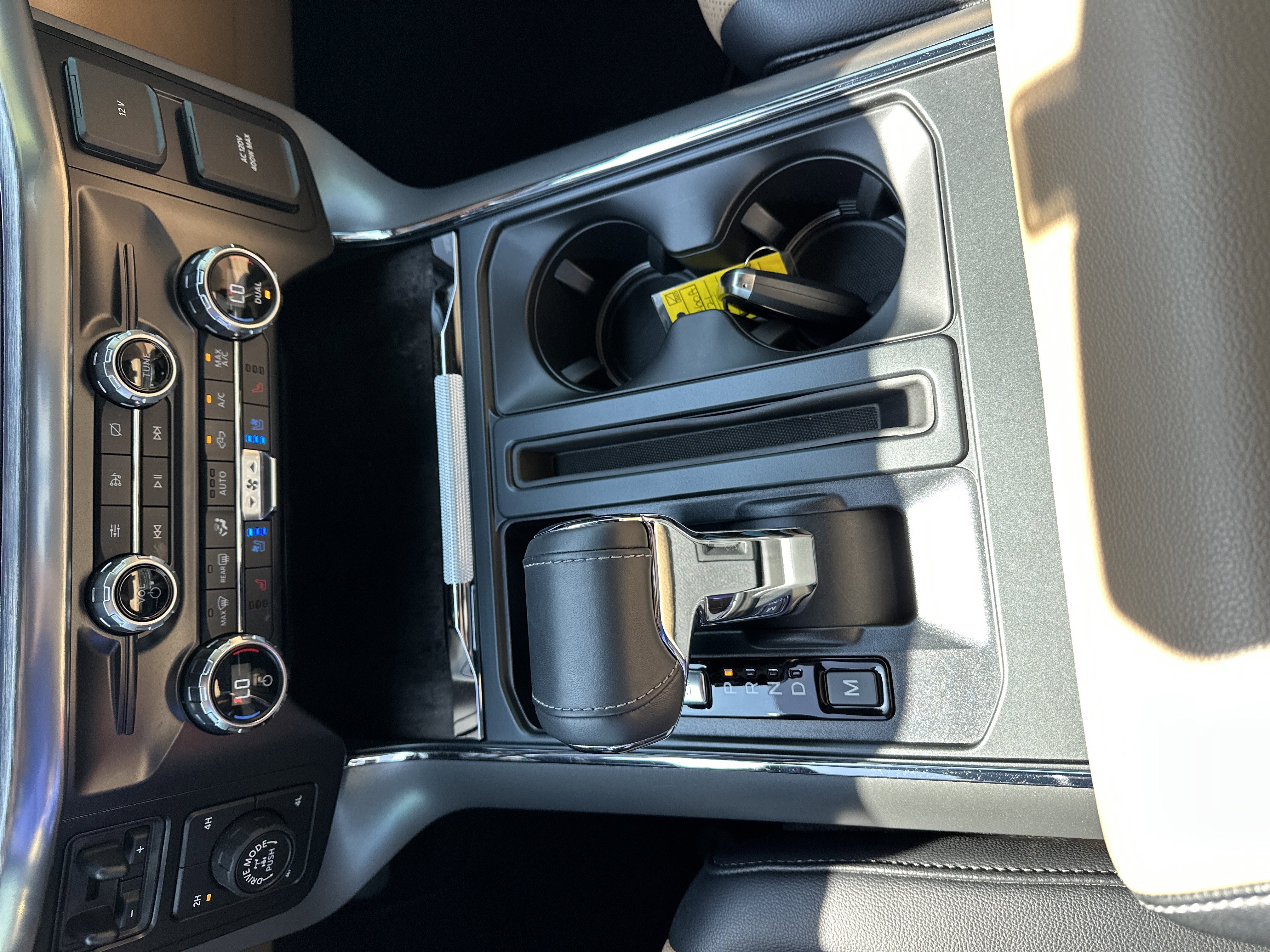 Used 2021 Ford F150 Lariat image 22