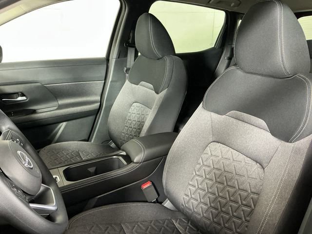 New 2025 Nissan Kicks SV image 11