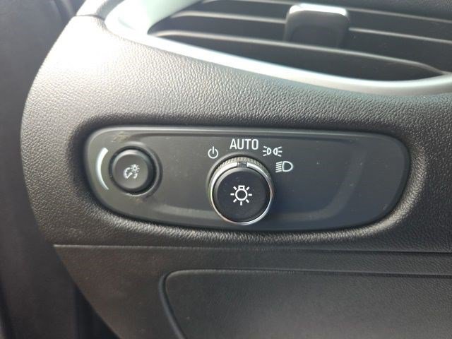 Used 2024 Chevrolet Malibu LT FWD image 18