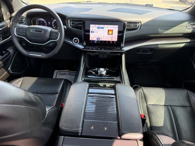 Used 2024 Jeep Wagoneer 4WD w/ Premium Group I image 14