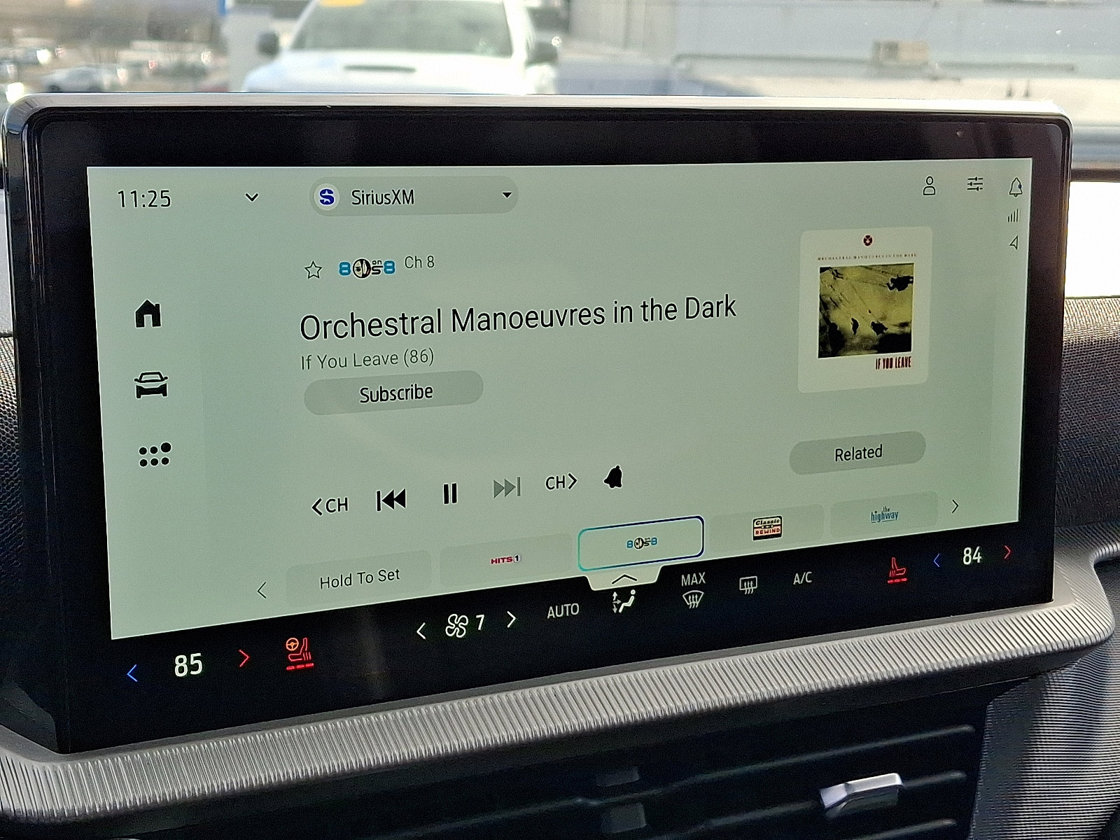 Used 2025 Ford Explorer ST image 18