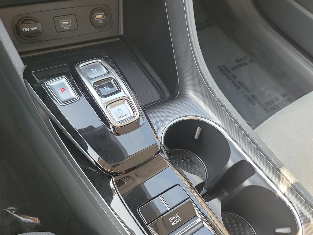 Used 2021 Hyundai Sonata SE w/ Preferred Accessory Package FWD image 18
