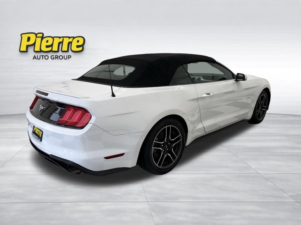 Used 2022 Ford Mustang Premium image 6