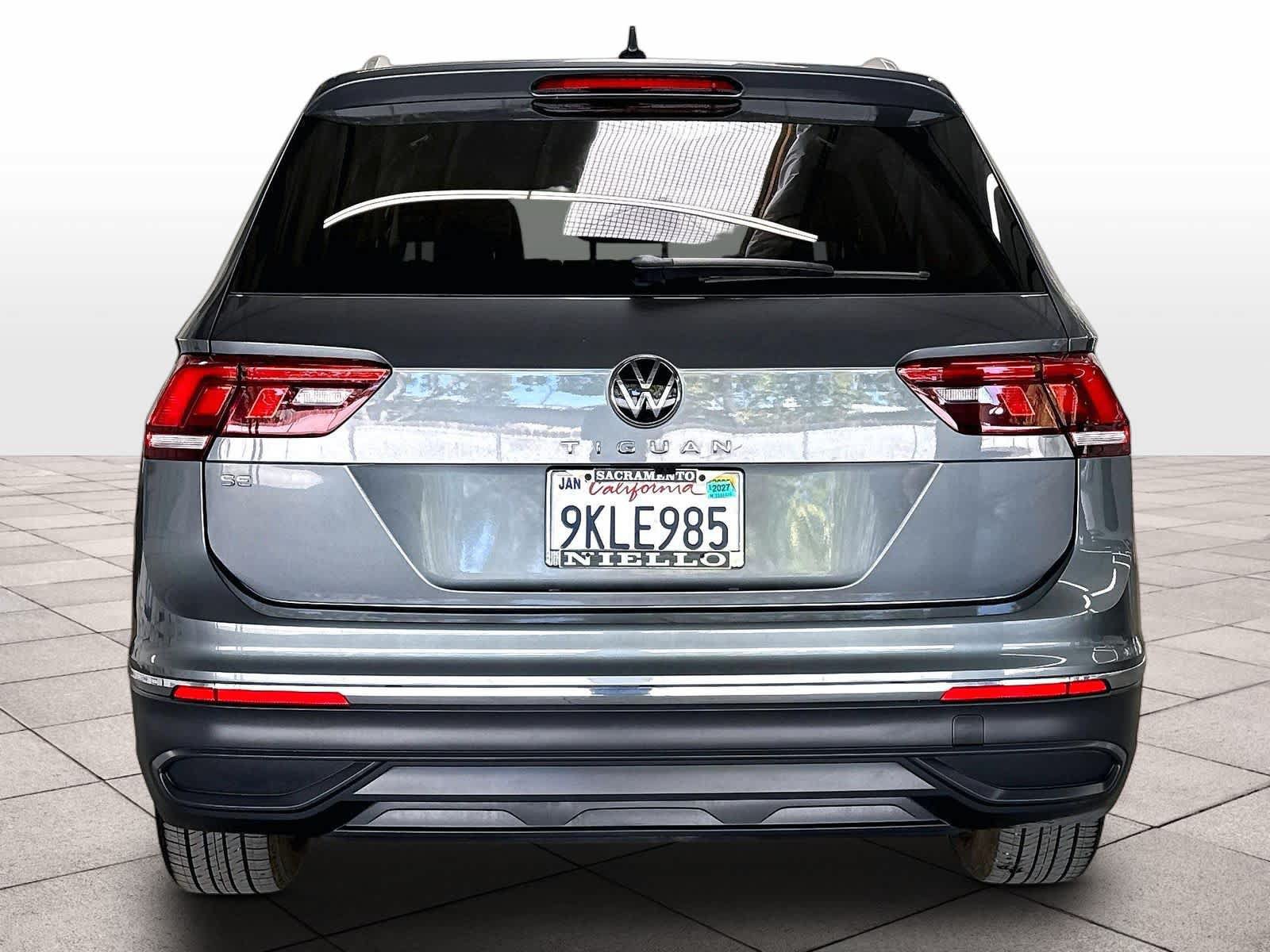 Used 2023 Volkswagen Tiguan SE FWD image 8