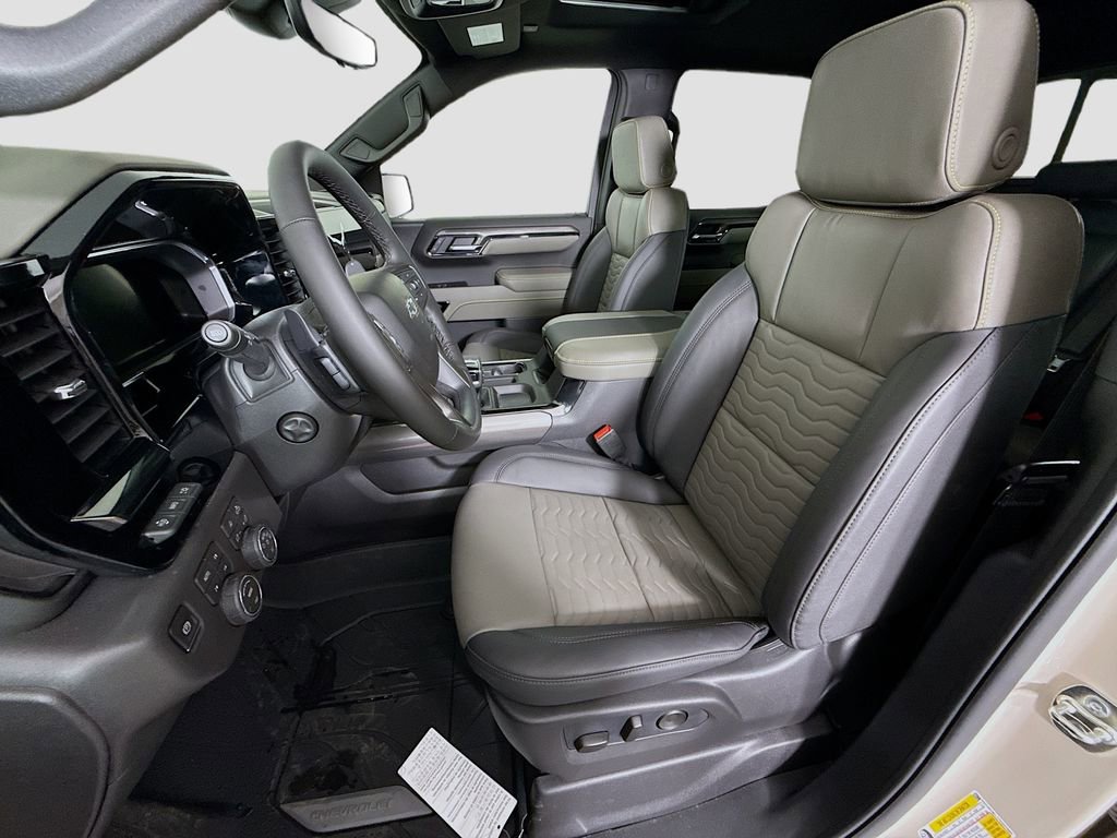 New 2026 Chevrolet Silverado 1500 ZR2 w/ LPO, Dark Essentials Package image 21