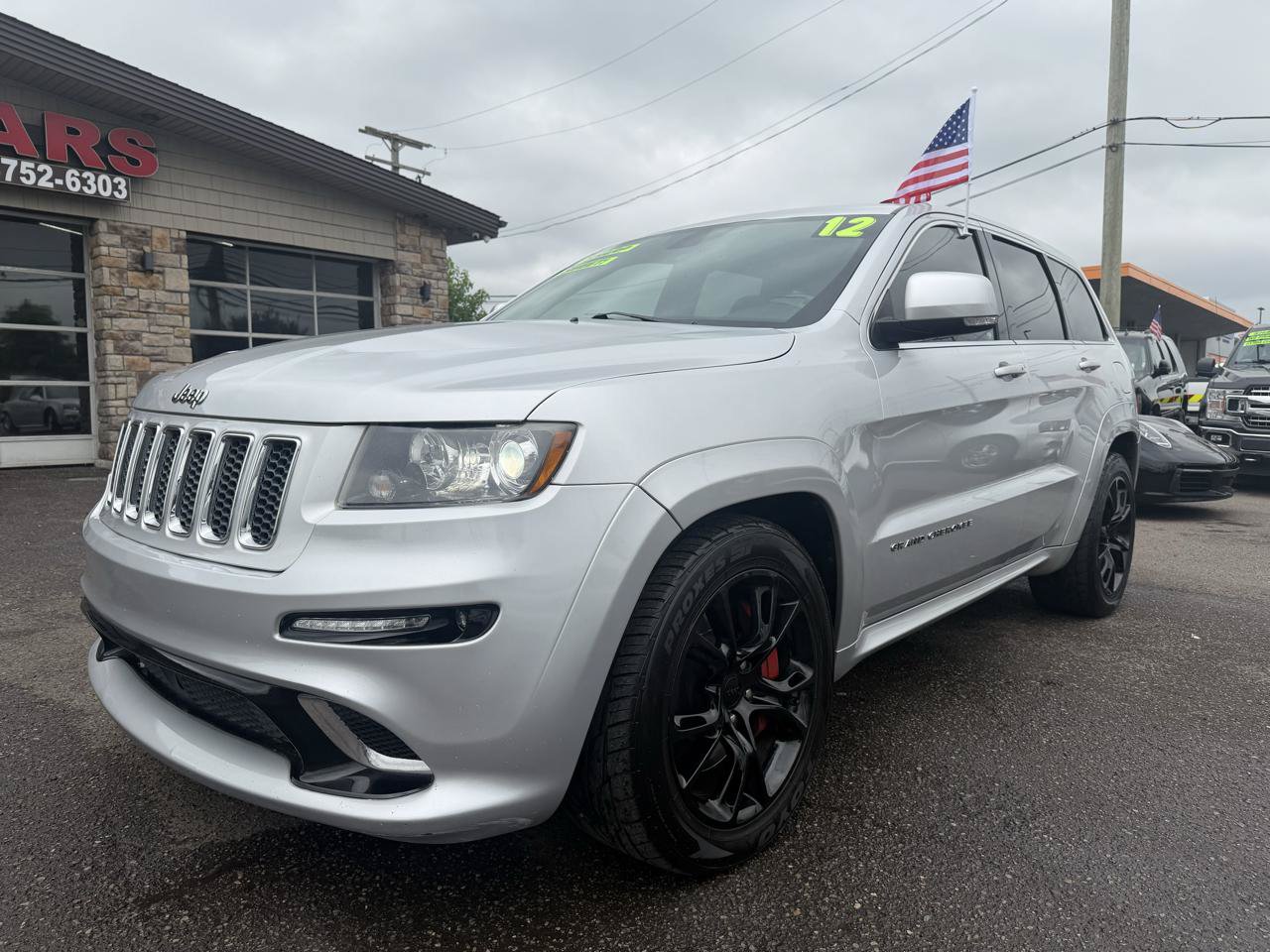 Used 2012 Jeep Grand Cherokee SRT8 w/ Luxury Group II AWD/4WD image 7