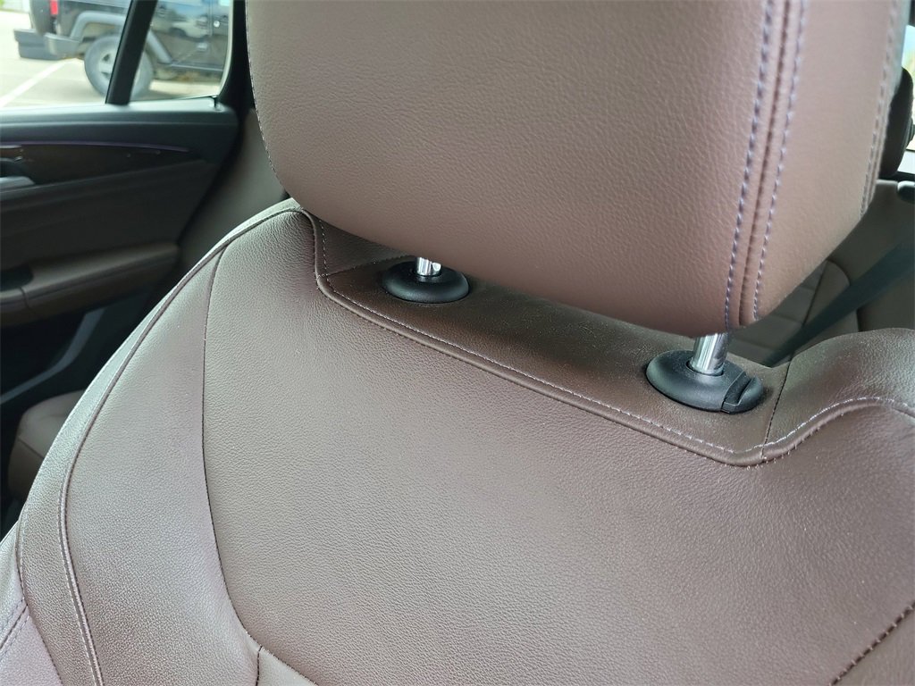 Used 2023 BMW X3 M40i w/ Premium Package image 19