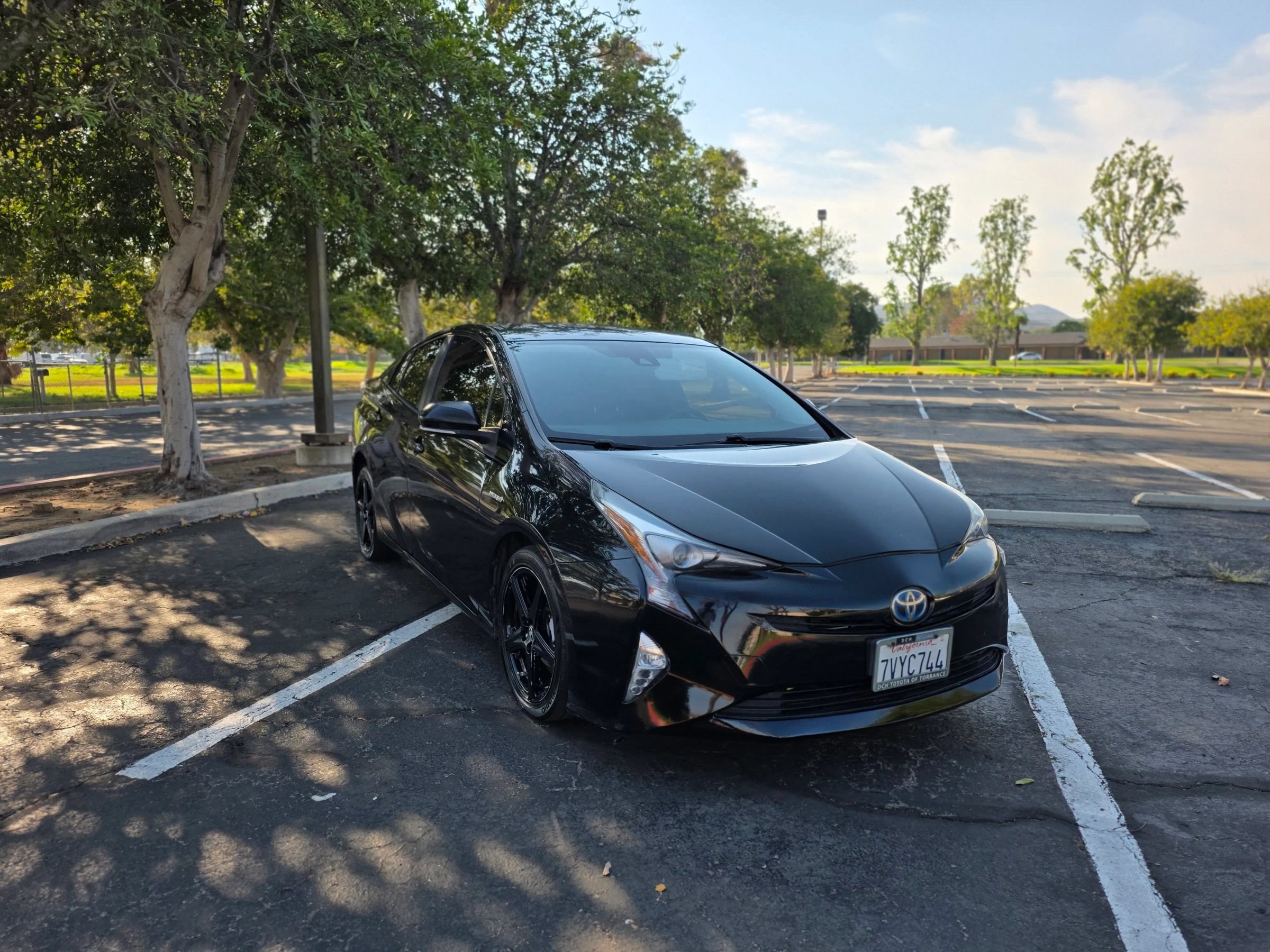 Used 2016 Toyota Prius Four Touring FWD image 39