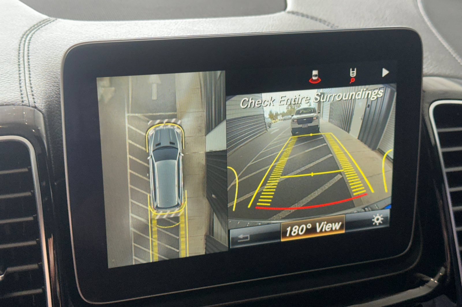 Used 2017 Mercedes-Benz GLS 450 4MATIC image 23