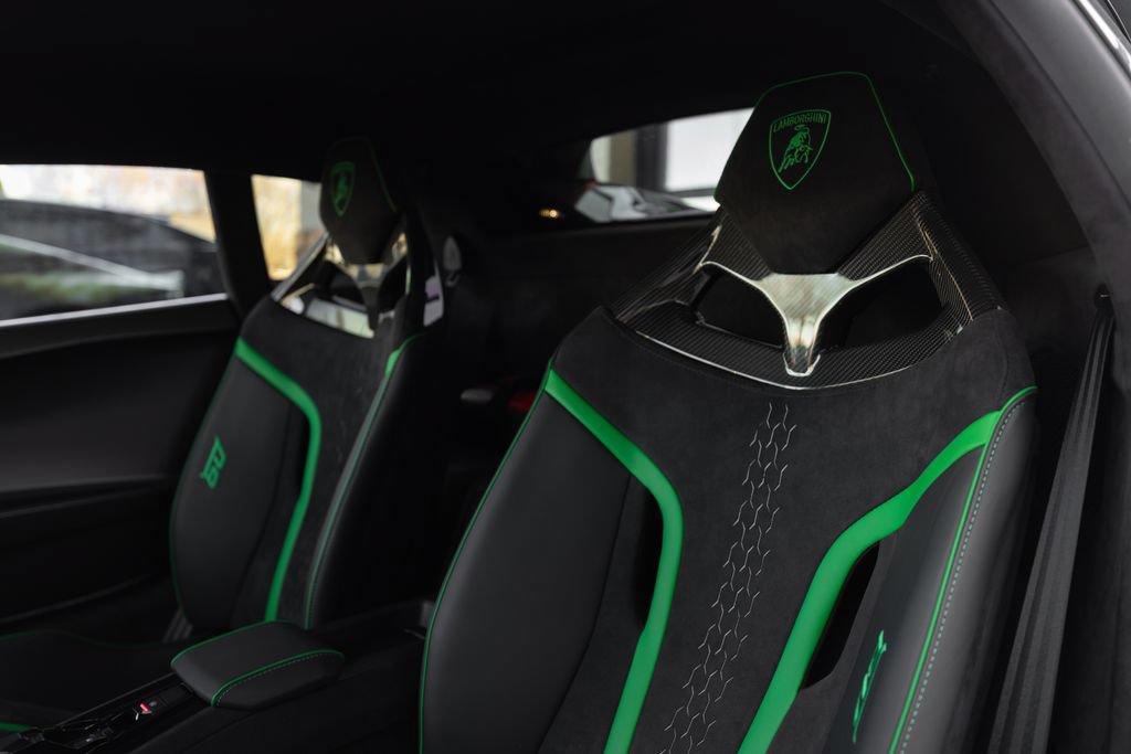 Used 2023 Lamborghini Huracan Tecnica RWD image 34