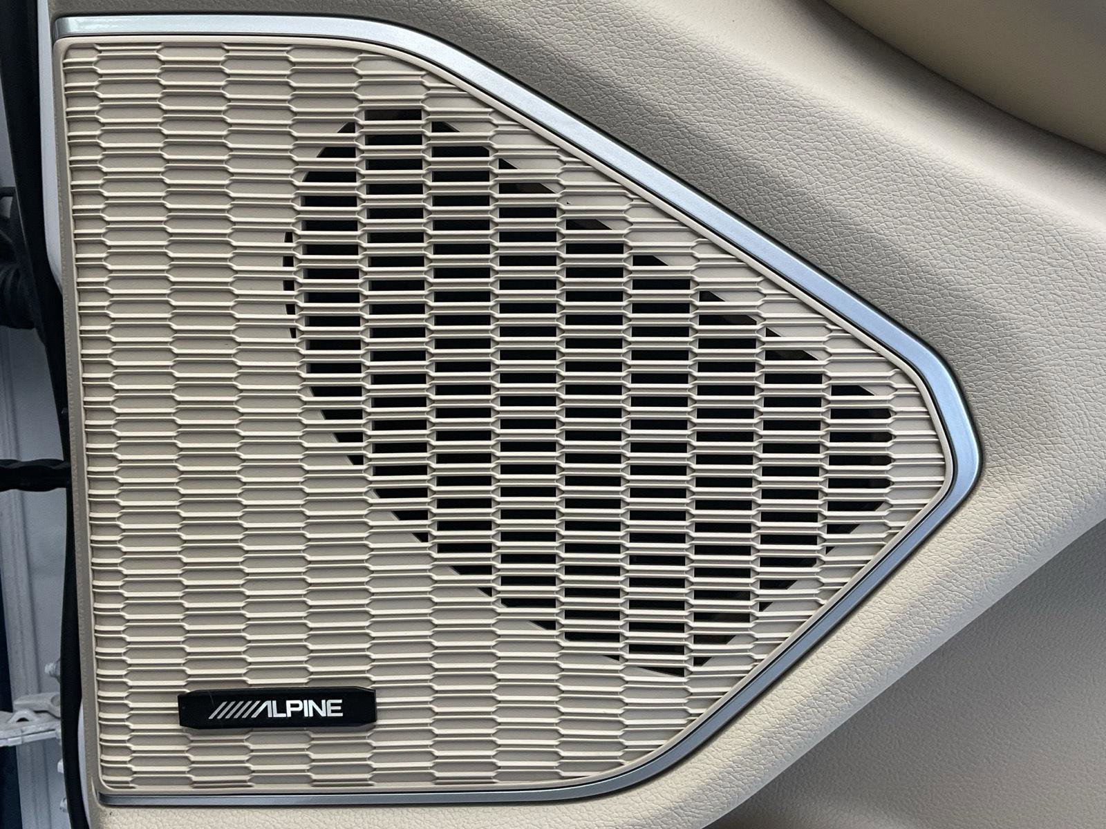 Used 2024 Jeep Grand Cherokee Limited 4xe image 24