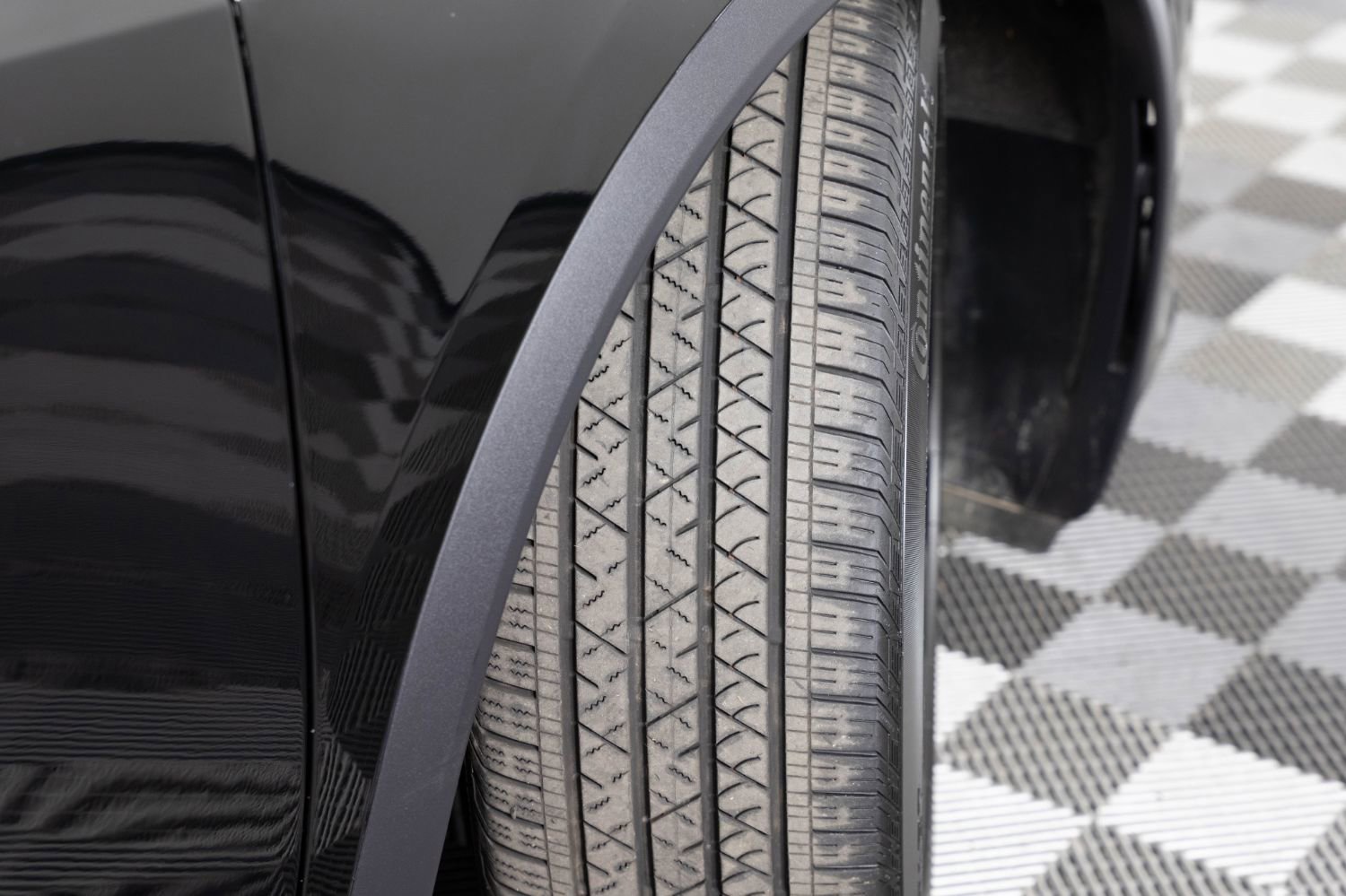 Used 2023 Tesla Model X Plaid image 48