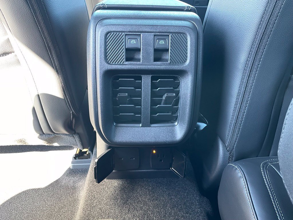 New 2026 Ford Bronco Outer Banks w/ Sasquatch Package AWD/4WD image 28