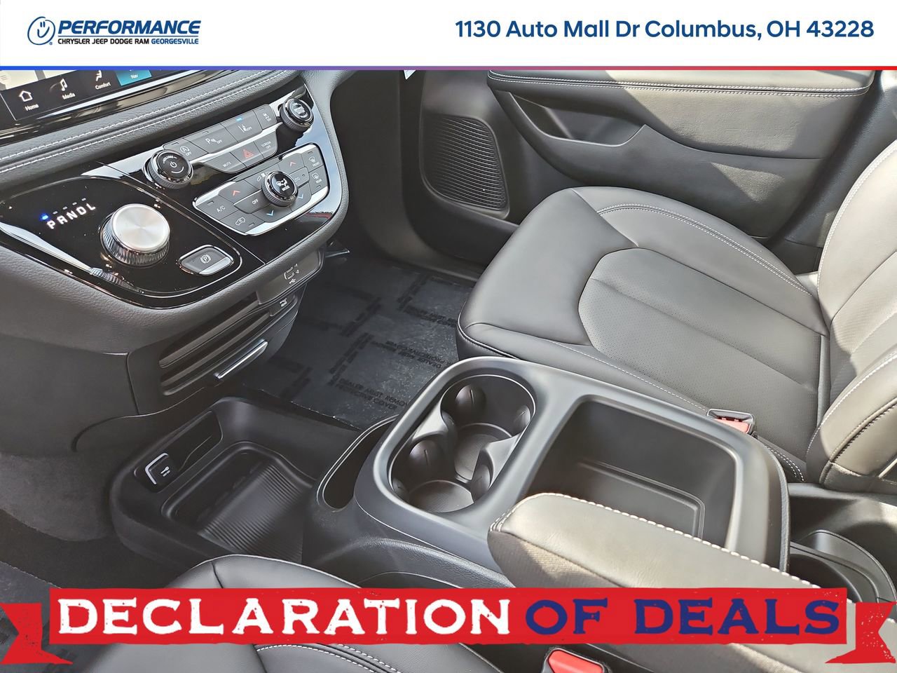 New 2026 Chrysler Pacifica Select FWD image 32