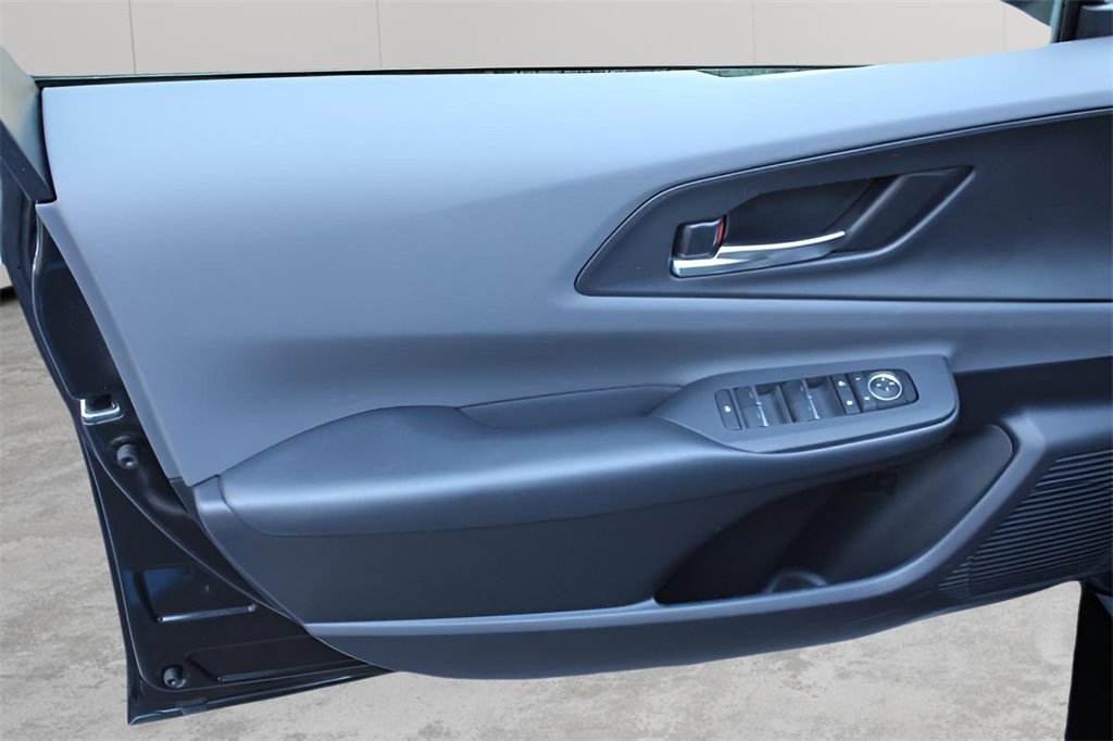Certified 2023 Toyota Prius XLE image 17