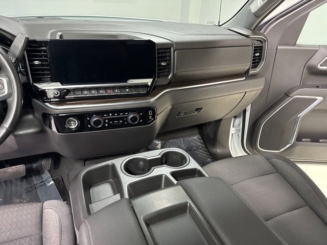 Used 2024 Chevrolet Silverado 1500 LT image 20