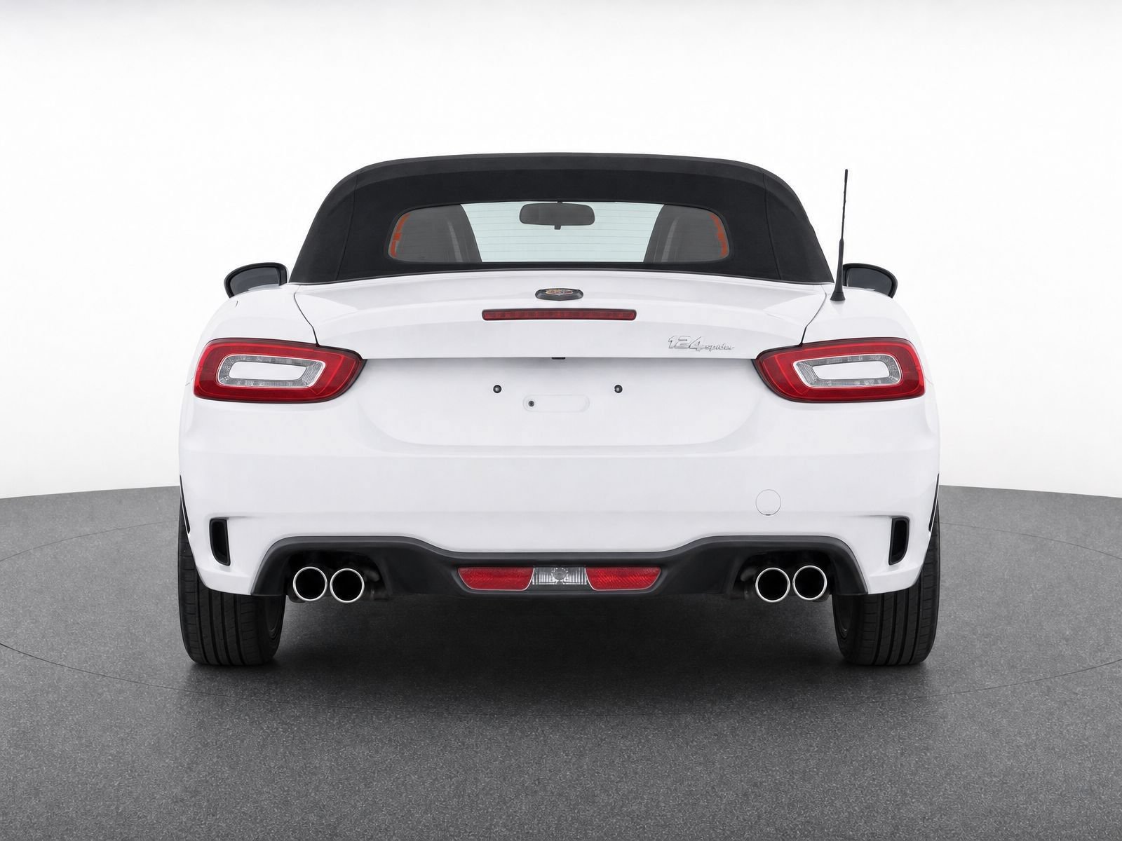Used 2017 FIAT 124 Spider Abarth RWD image 5