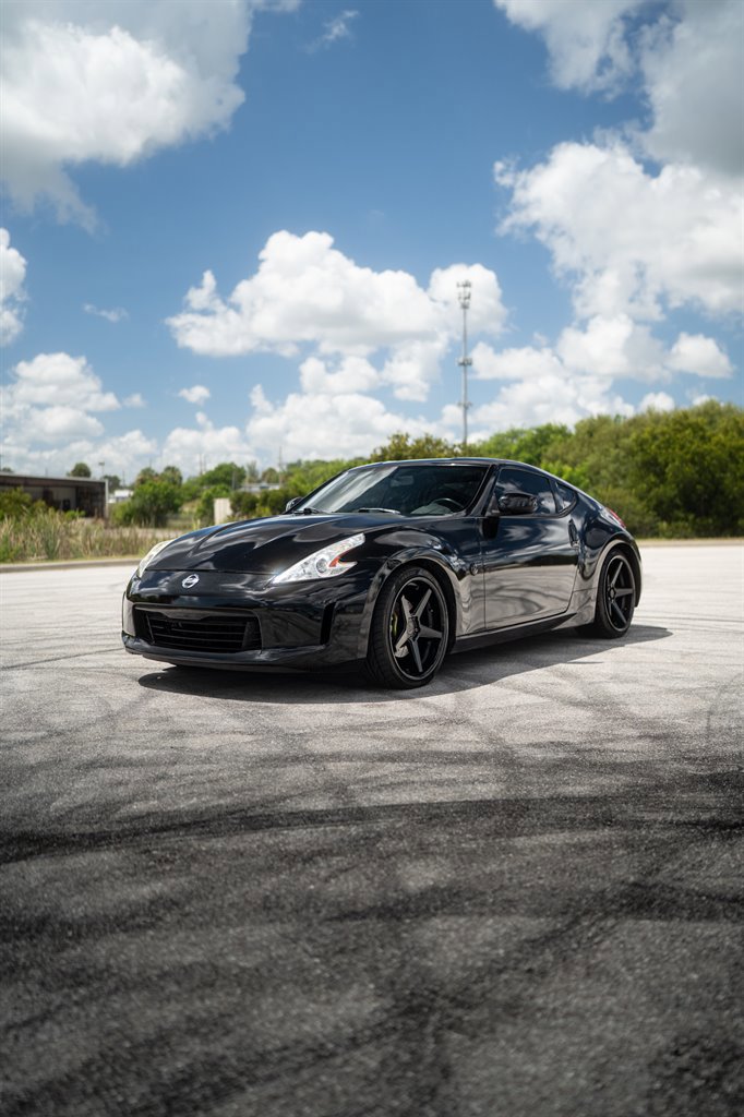 Used 2017 Nissan 370Z Sport image 13
