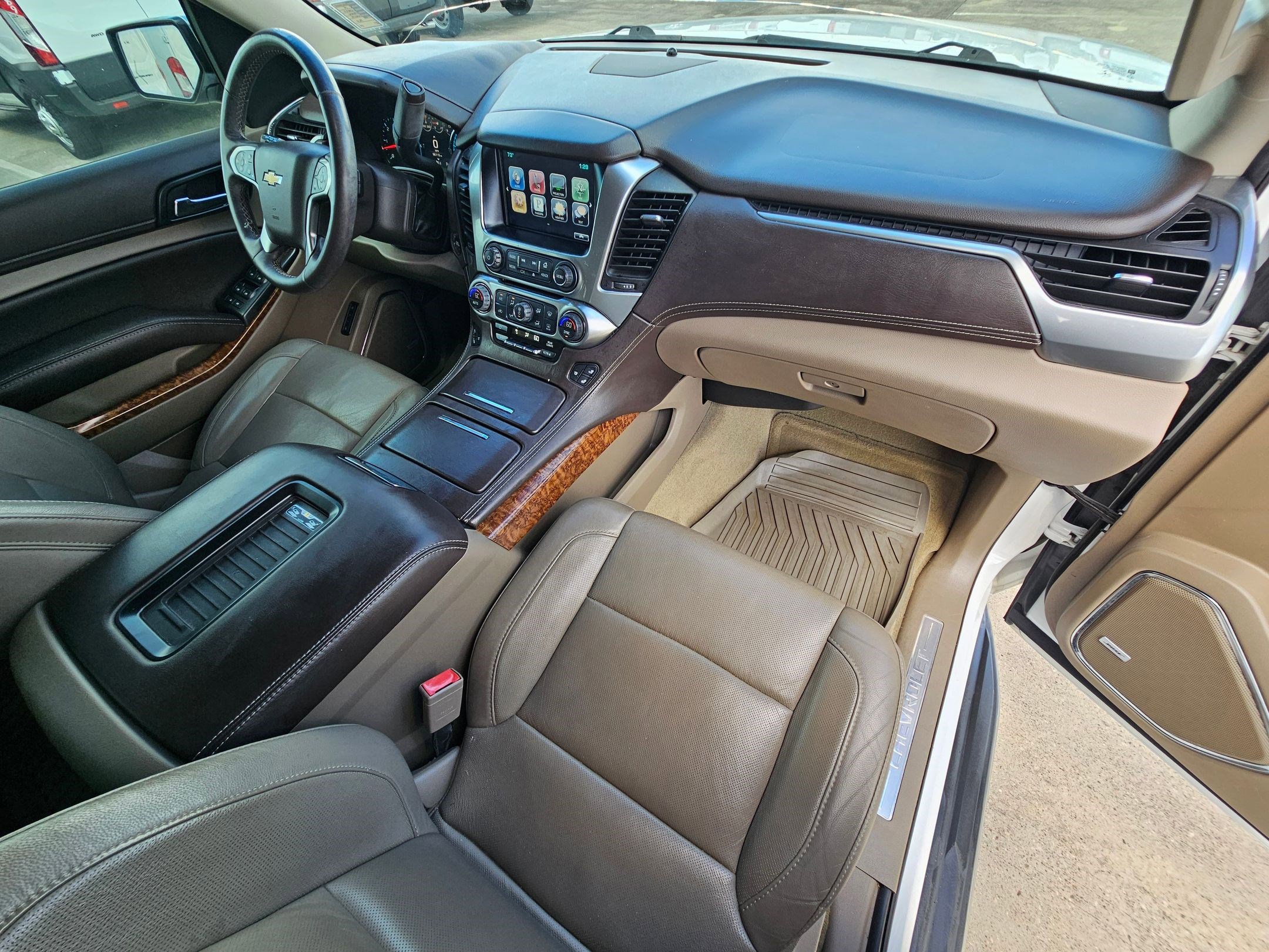 Used 2016 Chevrolet Tahoe LTZ image 32