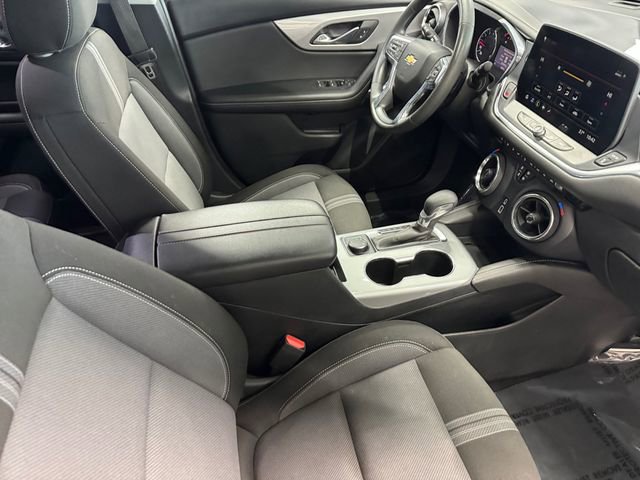 Used 2023 Chevrolet Blazer LT image 4