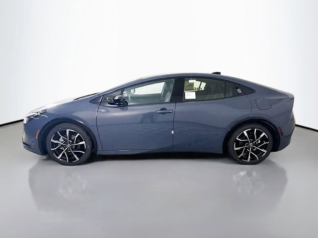 New 2026 Toyota Prius Plug-In Hybrid FWD image 4