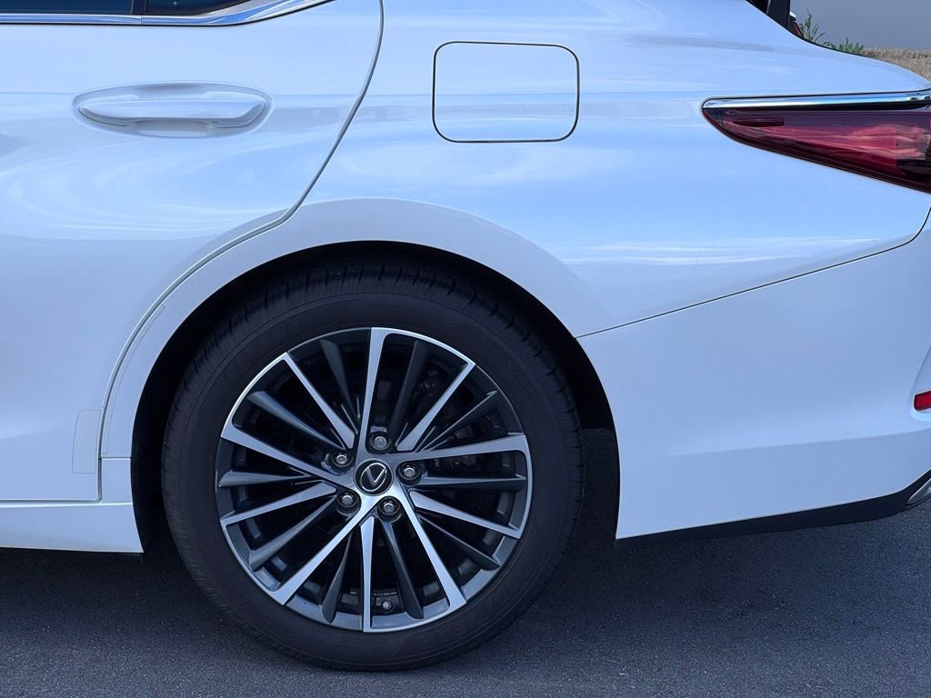 Used 2022 Lexus ES 350 w/ Premium Package FWD image 36