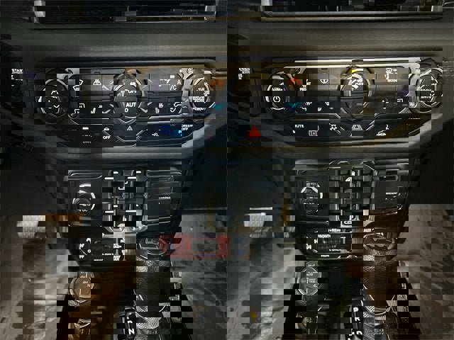 Used 2024 Jeep Wrangler Unlimited Rubicon 4xe w/ Convenience Group image 17