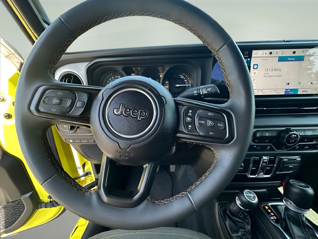 Used 2024 Jeep Wrangler Unlimited w/ Convenience Group AWD/4WD image 15