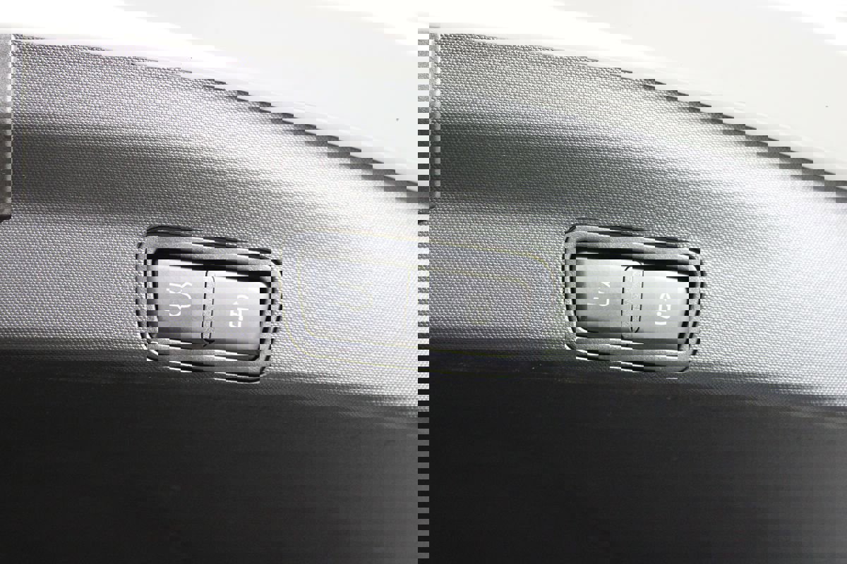 Used 2023 Alfa Romeo Stelvio Veloce image 38