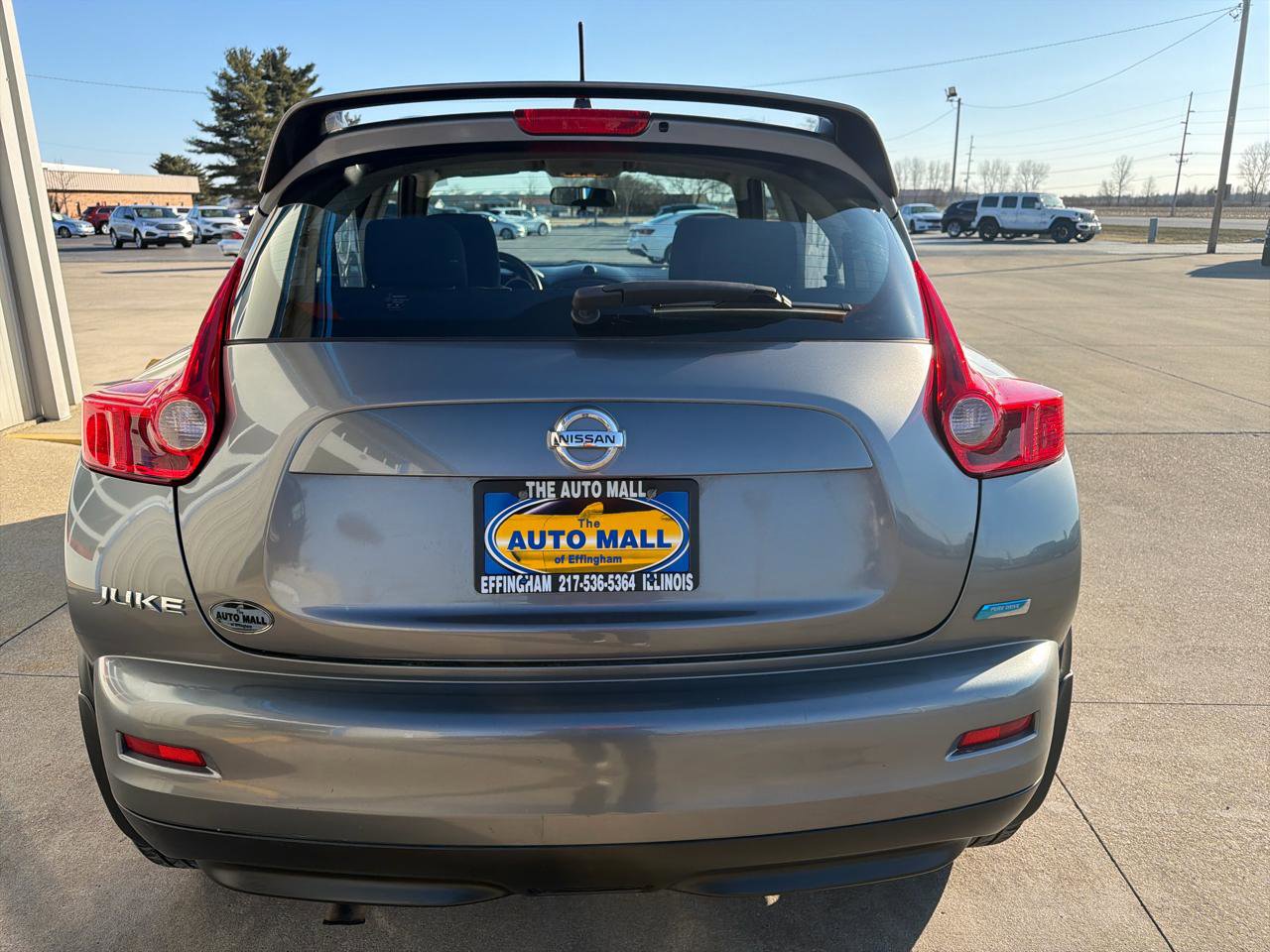 Used 2014 Nissan Juke S image 8