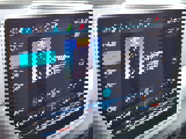 New 2025 Volkswagen ID.4 Pro image 16