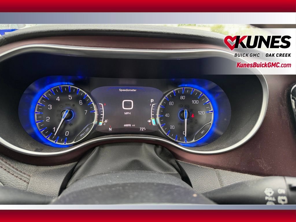 Used 2020 Chrysler Pacifica Limited FWD image 26