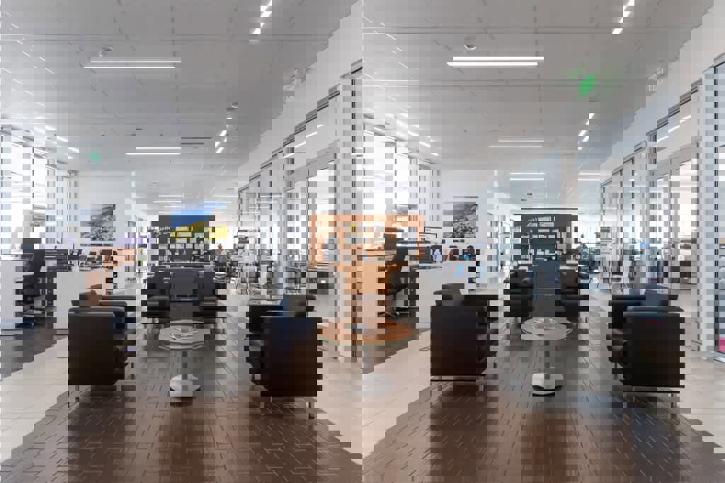 Certified 2023 BMW 530i 530i w/ Convenience Package image 39