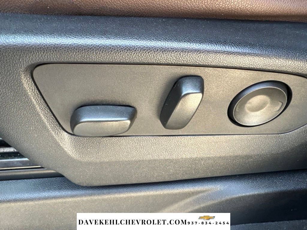 Used 2023 Chevrolet Tahoe High Country AWD/4WD image 19