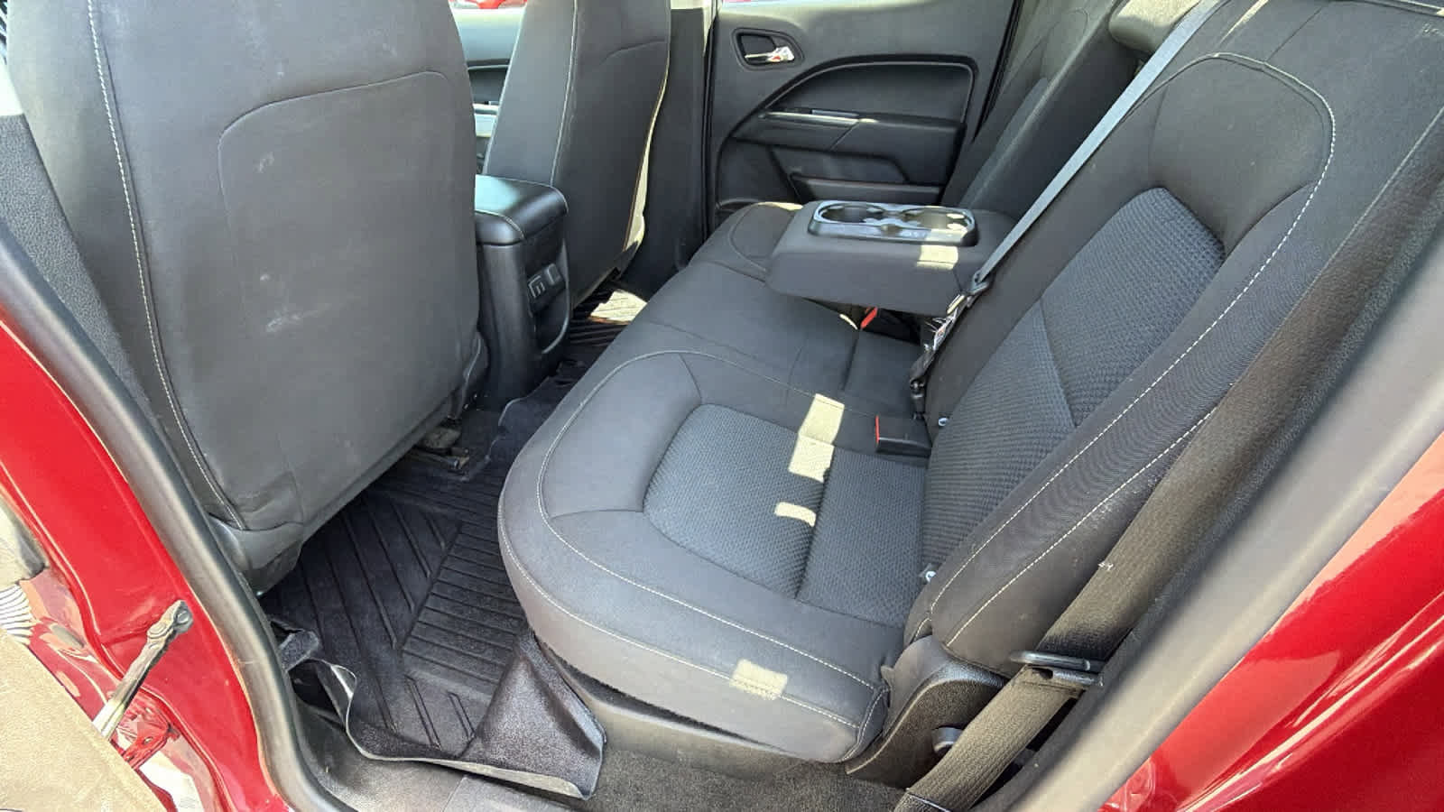 Used 2017 Chevrolet Colorado LT w/ LT Convenience Package RWD image 24