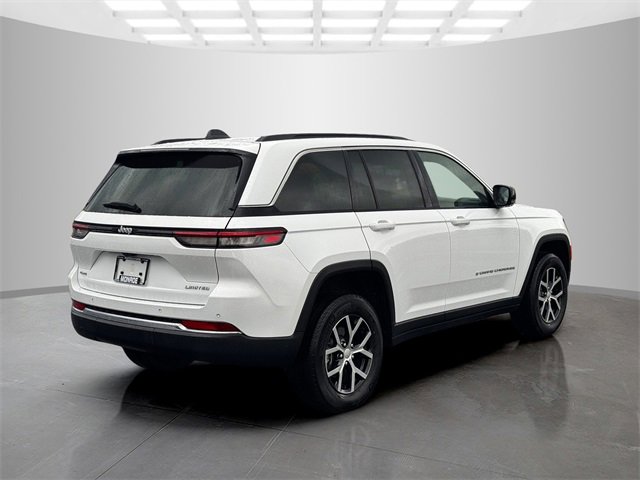 Certified 2024 Jeep Grand Cherokee Limited image 7