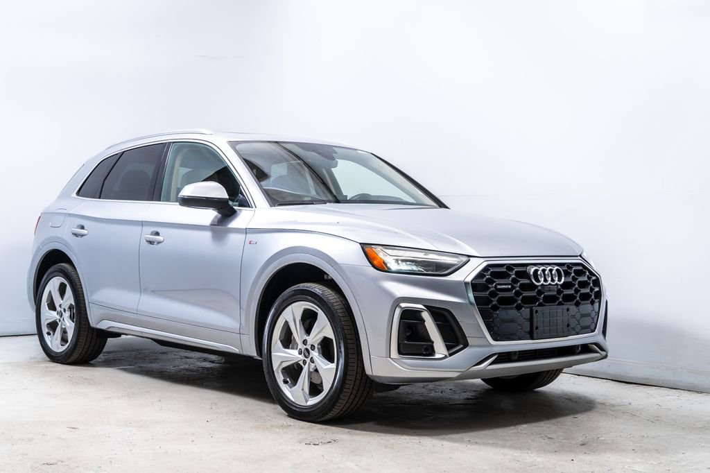 Used 2023 Audi Q5 2.0T Premium Plus w/ Premium Plus Package AWD/4WD image 9