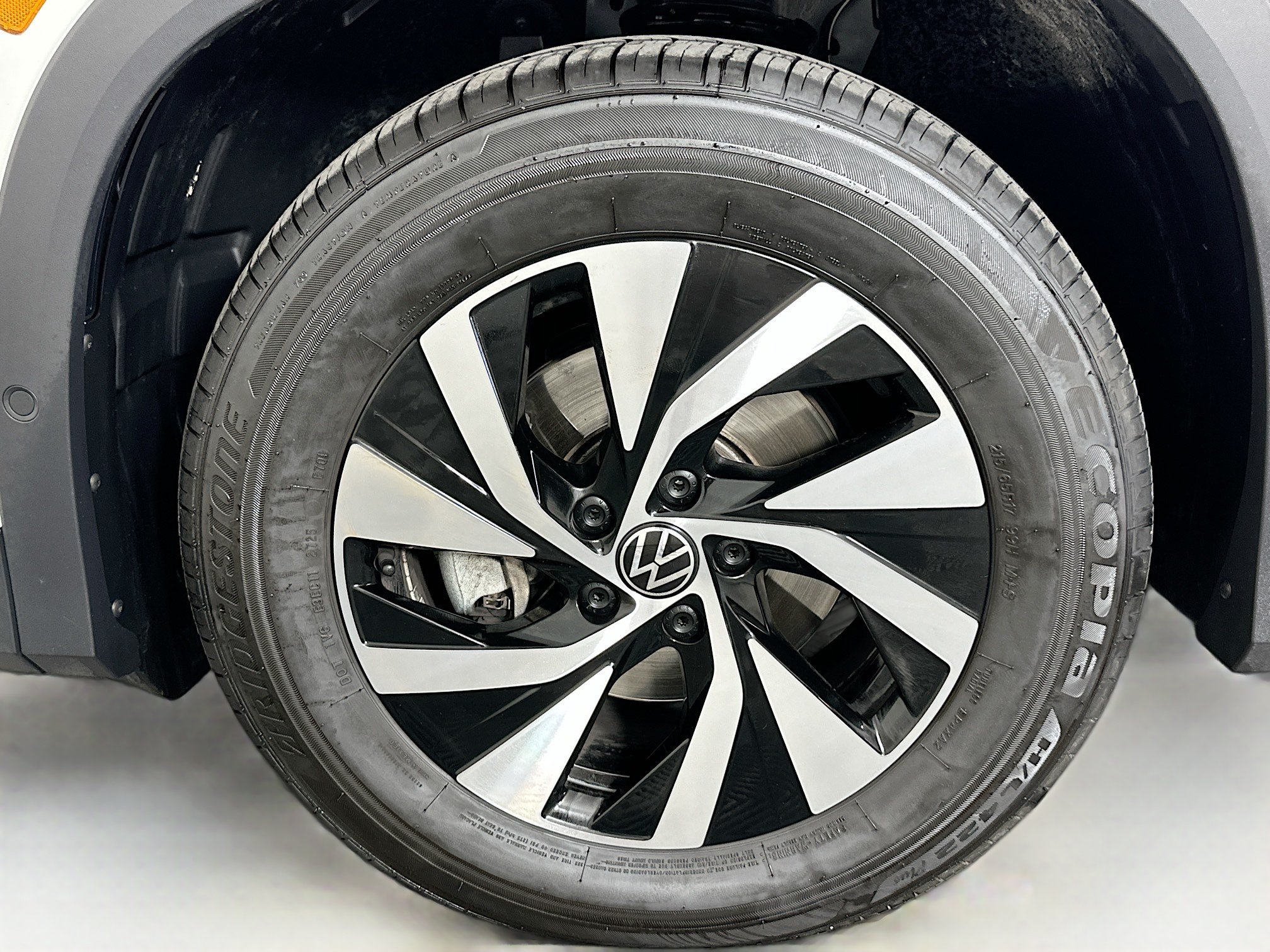 Used 2025 Volkswagen Tiguan S FWD image 11
