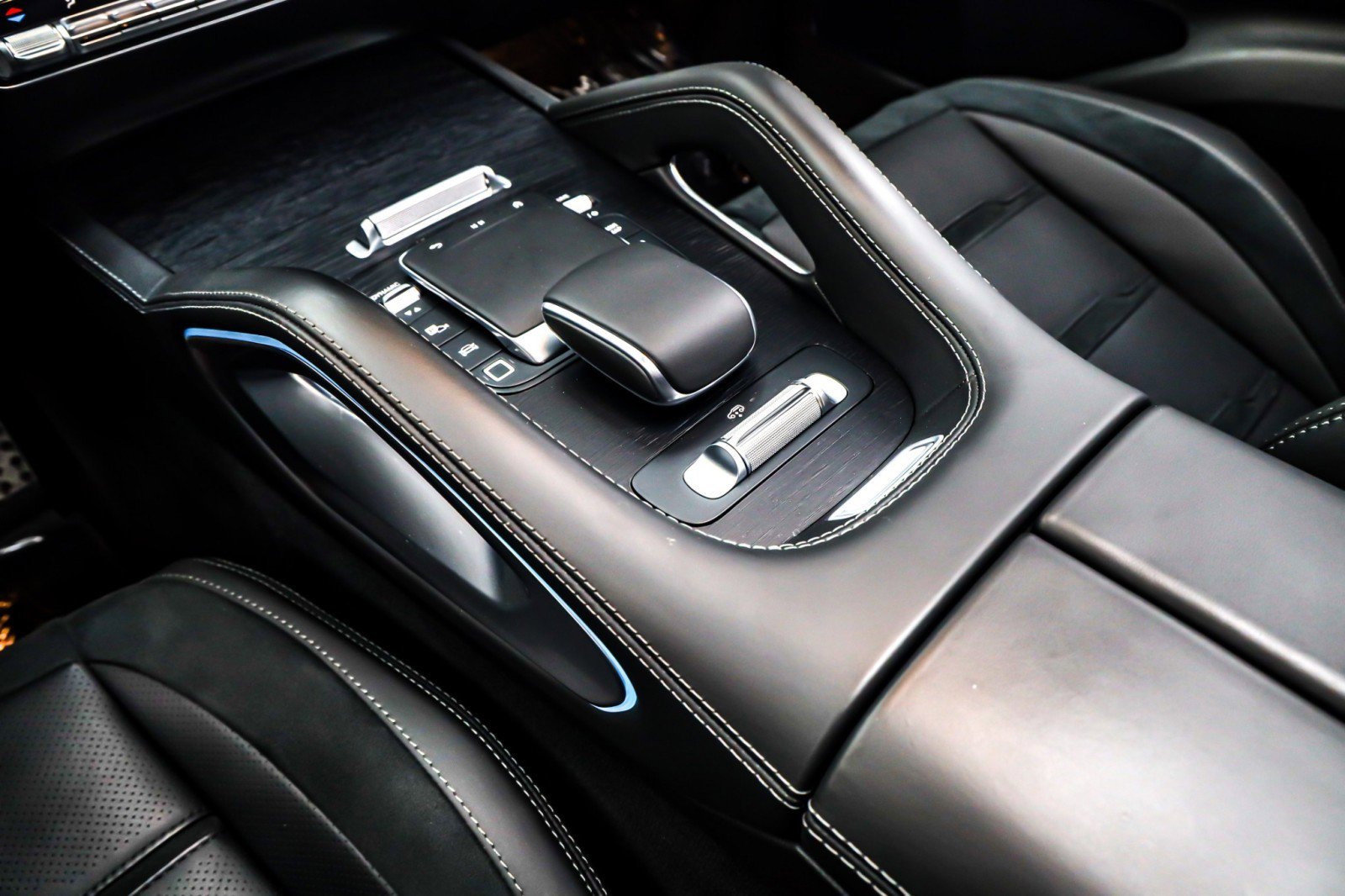 Used 2025 Mercedes-Benz GLE 53 AMG 4MATIC Coupe image 7