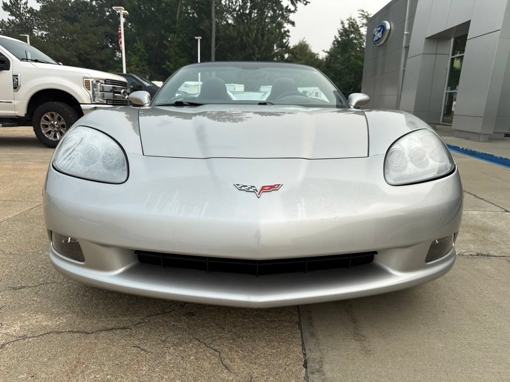 Used 2005 Chevrolet Corvette Convertible w/ Preferred Equipment Group RWD image 26